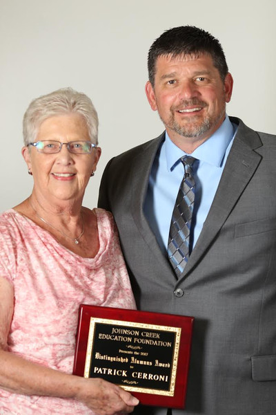 Pat Cerroni receiving award